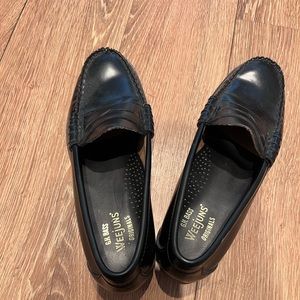GH Bass Weejuns black loafers.  They run big